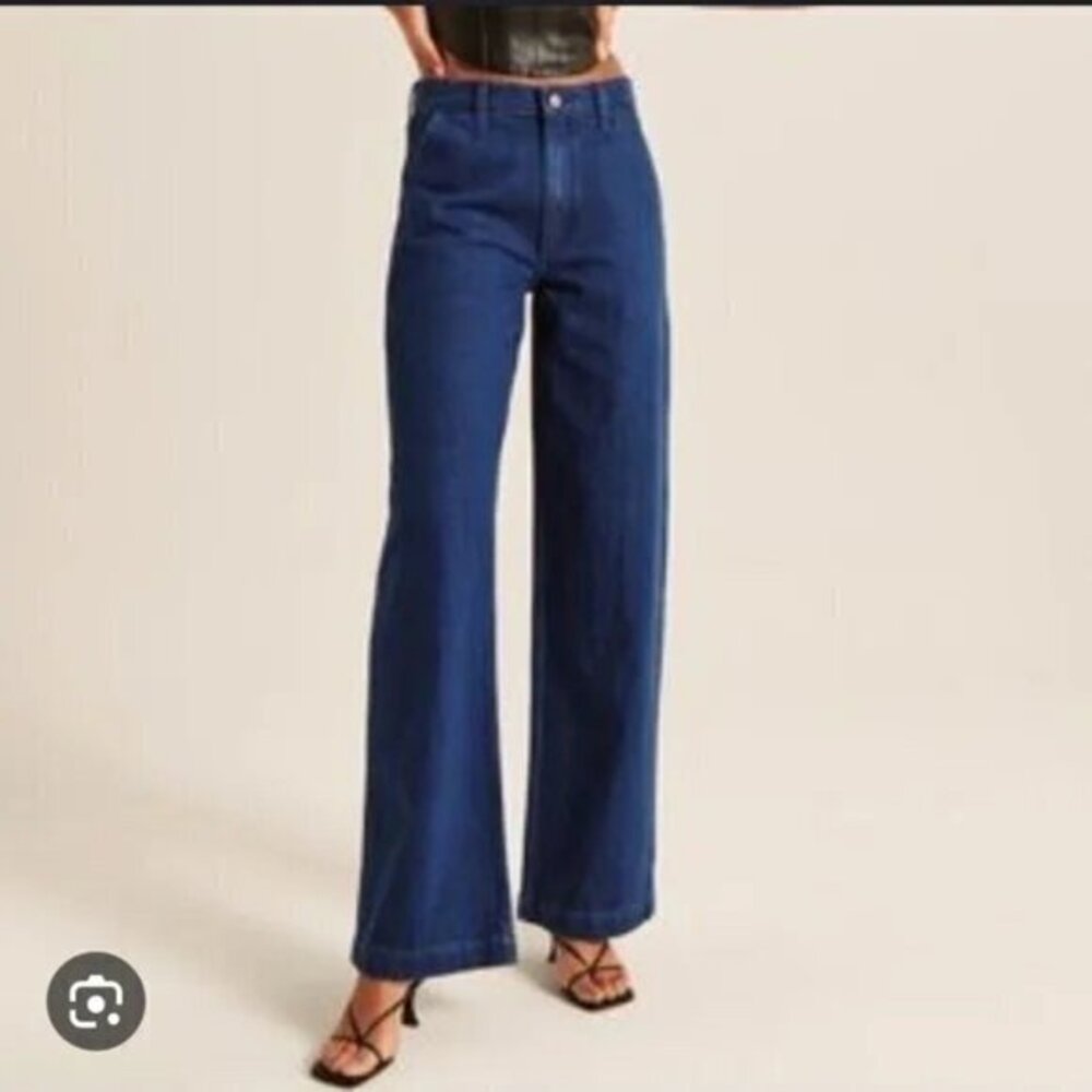 Abercrombie & Fitch Dark Wash Wide Leg Mid Rise Denim Jeans Size 18S NWT